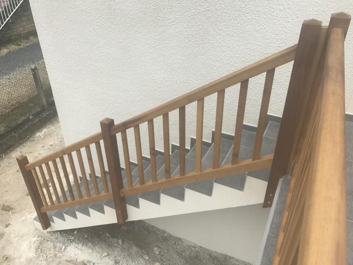 Fabrication et pose d'escalier extérieur en bois Thiviers 
