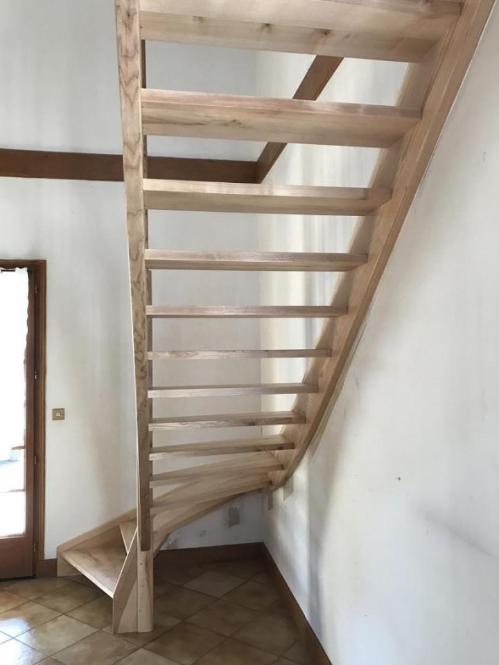 Réalisation d'escalier en bois Thiviers 
