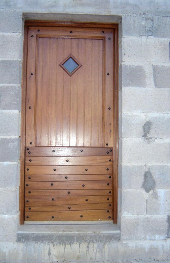 Fermeture en bois sur mesure Thiviers